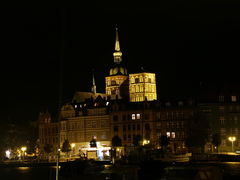 800px-Stralsund_St._Nikolai_Kirche_Stralsund_PICT0758